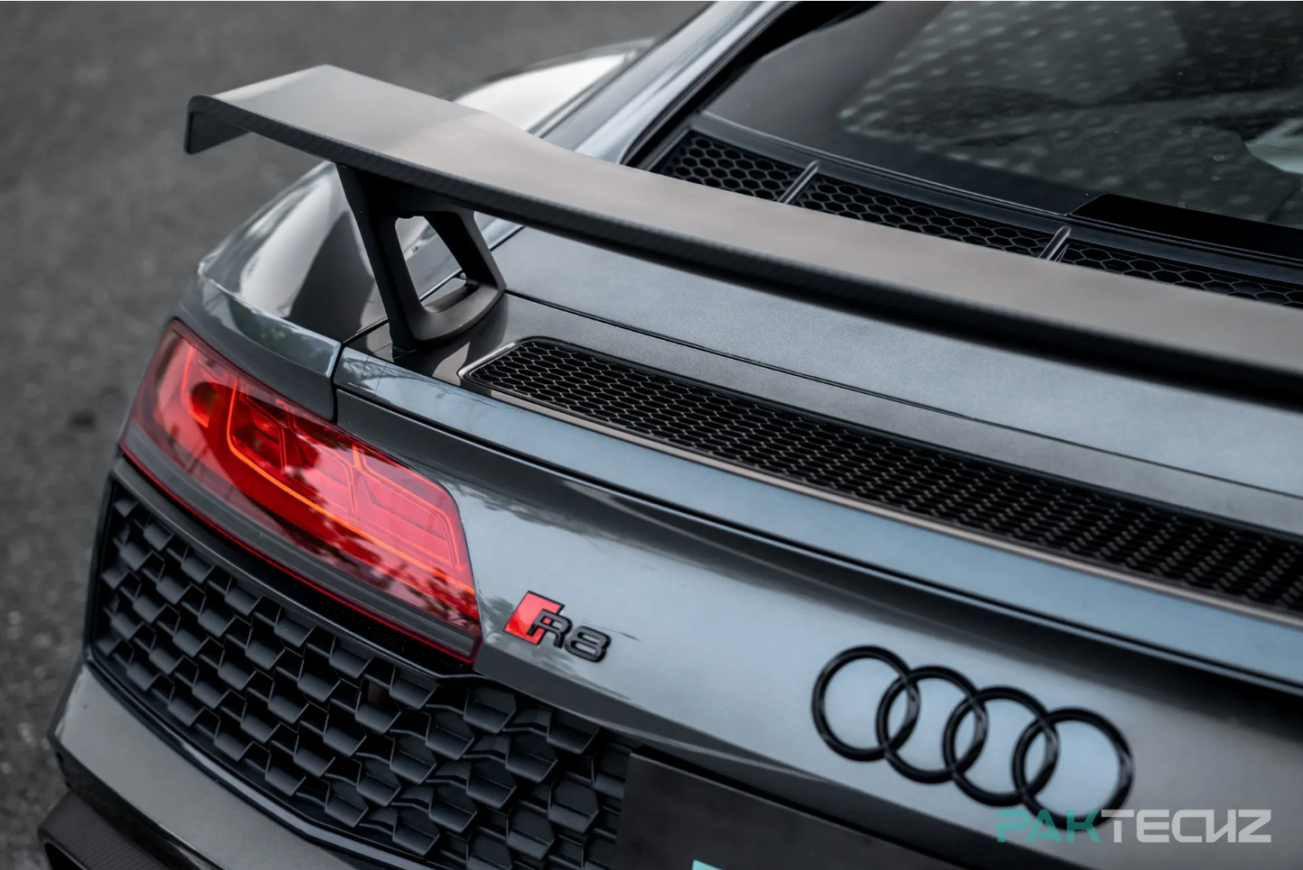 PAKTECHZ - AUDI R8 DRY CARBON FIBRE REAR SPOILER