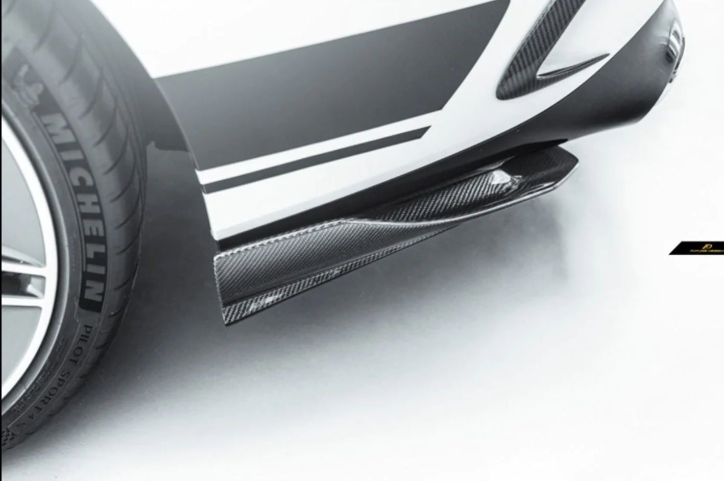 FUTURE DESIGN - MERCEDES BENZ C118 CLA CLA35 CLA45 CARBON FIBRE REAR BUMPER SIDE SKIRTS FUTURE DESIGN