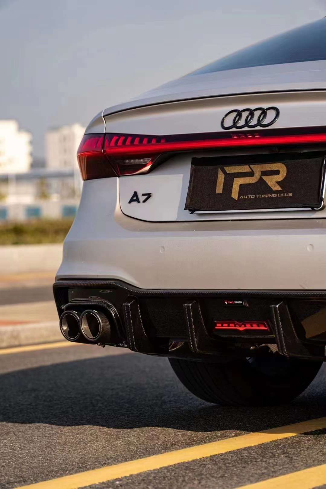 AERO CARBON - AUDI A7 / S7 C8 2018+ CARBON FIBRE REAR DIFFUSER TK STYLE - Aero Carbon UK