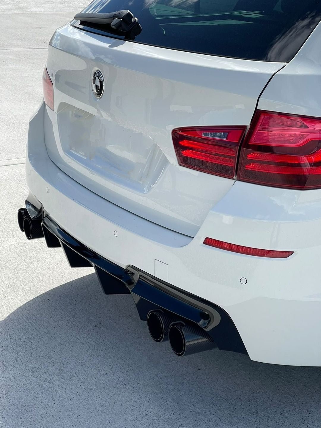 AERO CARBON - BMW BLACK M PERFORMANCE STYLE CARBON FIBRE DUAL EXHAUST TIPS - Aero Carbon UK