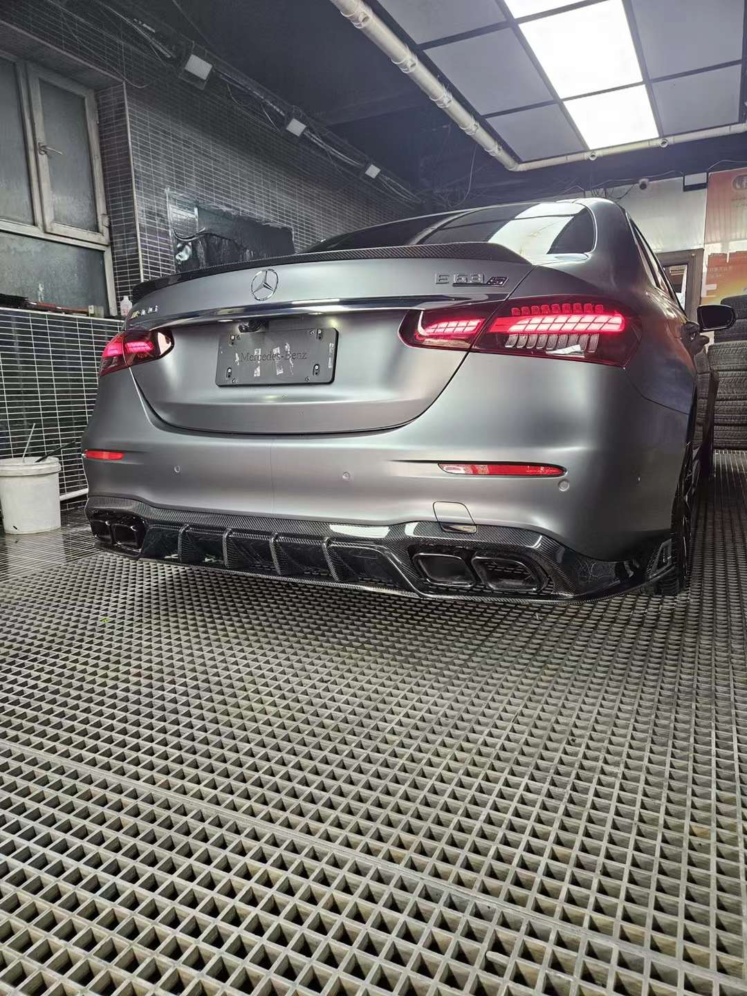 AERO DESIGN - MERCEDES W213 E63S 2020+ CARBON REAR DIFFUSER - Aero Carbon UK