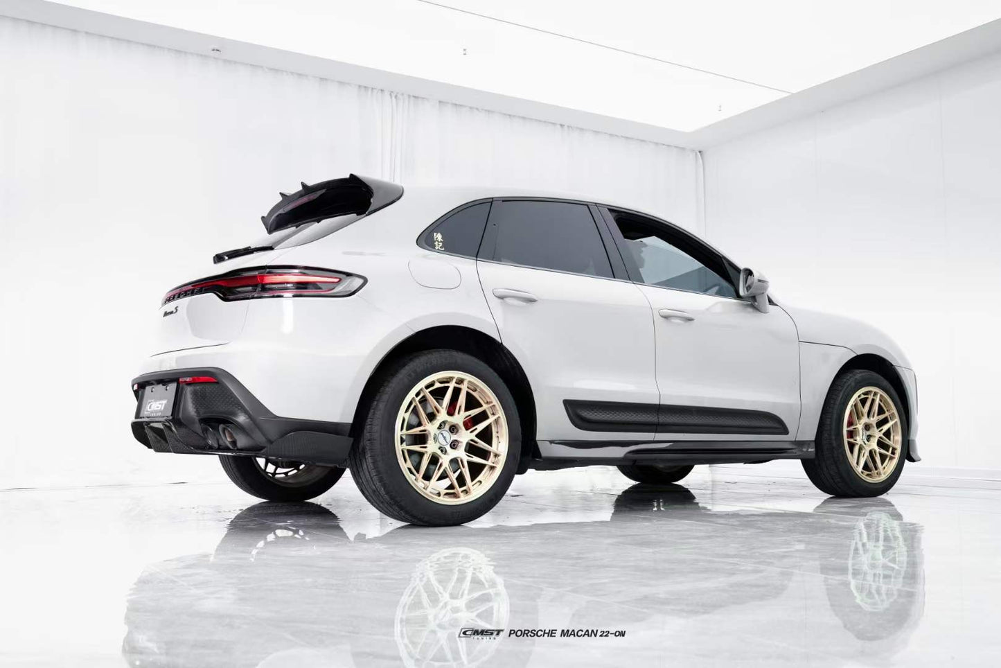 CMST - PORSCHE MACAN 2022+ DRY CARBON FIBRE DIFFUSER - Aero Carbon UK