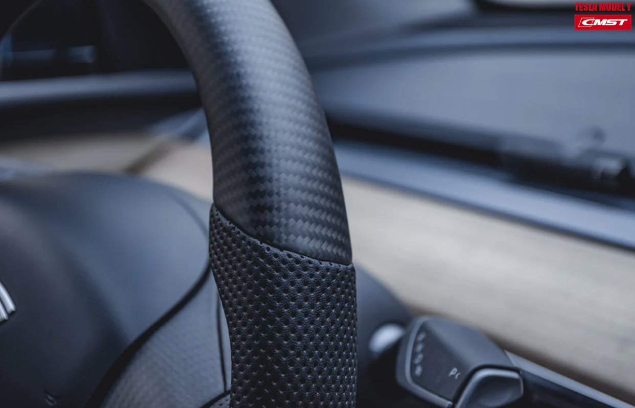 CMST - TESLA MODEL 3 & MODEL Y CARBON FIBRE STEERING WHEEL - Aero Carbon UK