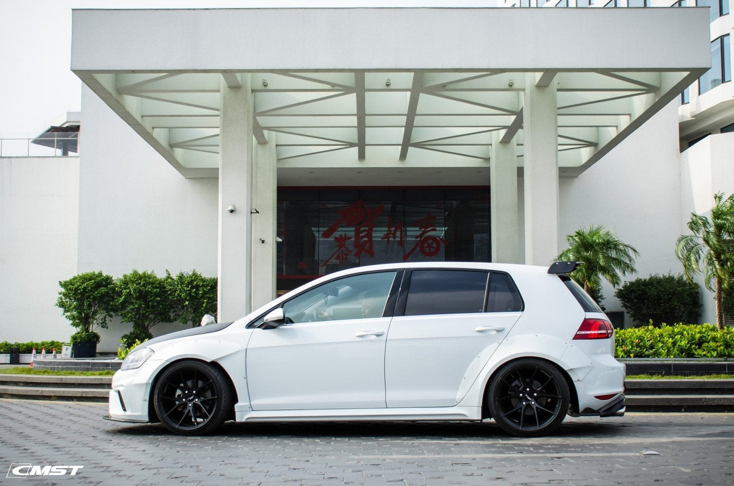 CMST -VOLKSWAGEN GOLF GTI & GOLF R MK7 MK7.5 CARBON FIBRE SIDE SKIRTS - Aero Carbon UK