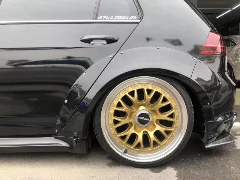 CMST - VOLKSWAGEN GOLF GTI / GOLF R MK7 MK7.5 WIDEBODY WHEEL ARCHES FRP - Aero Carbon UK