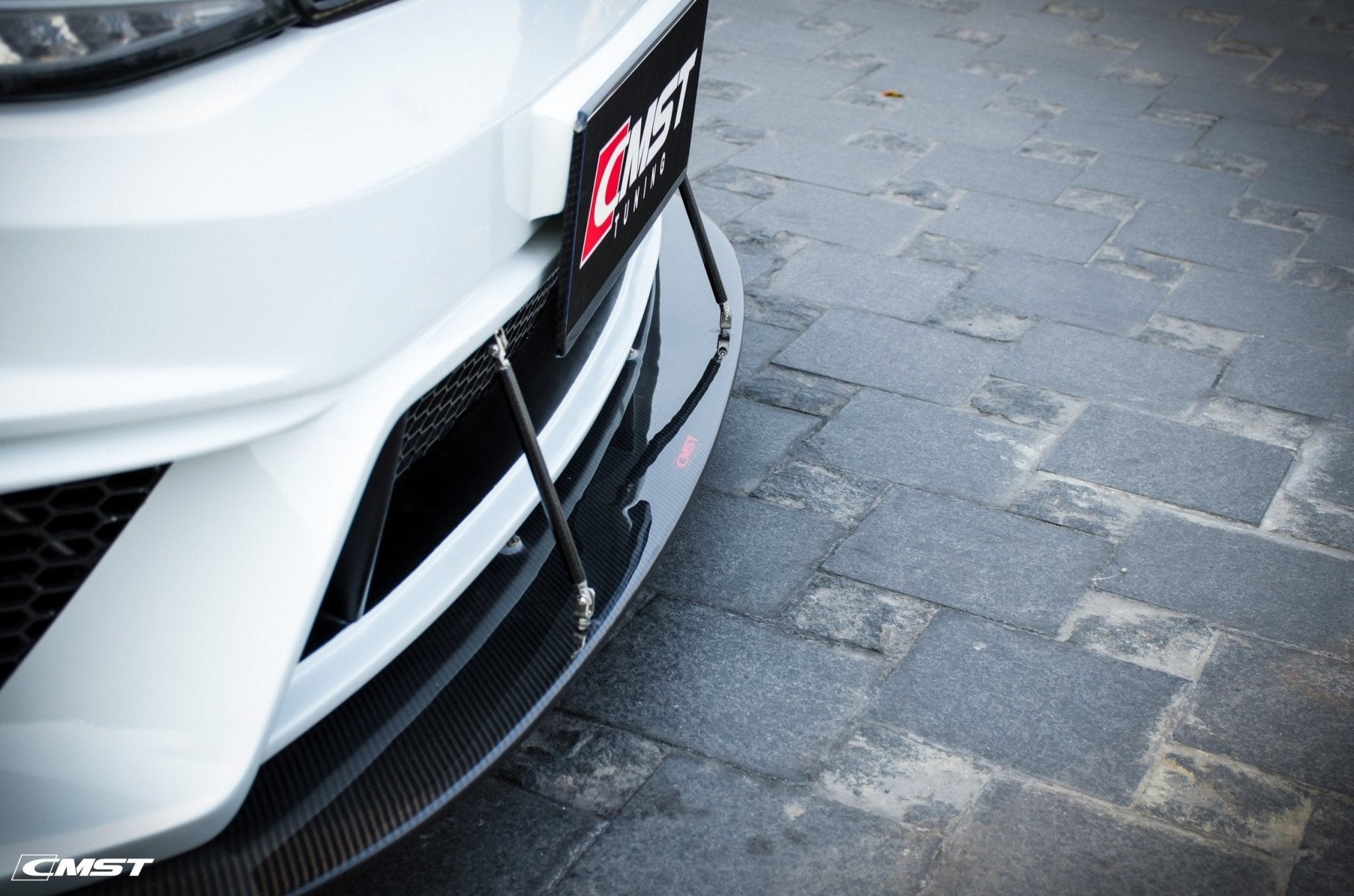 CMST - VOLKSWAGEN GOLF R / GTI MK7 FRP FRONT BUMPER + FRONT LIP - Aero Carbon UK