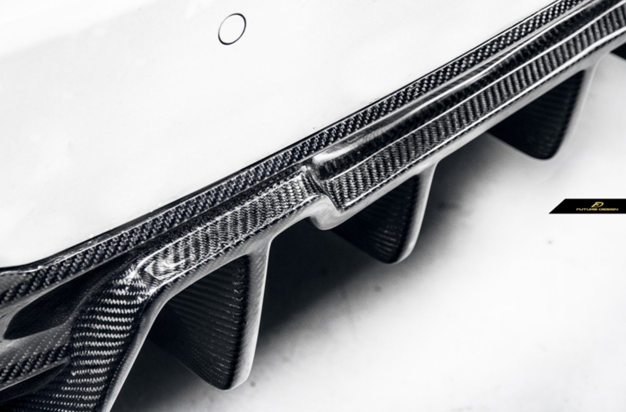 FUTURE DESIGN - BMW 5 SERIES G30 PRE LCI CARBON FIBRE REAR DIFFUSER ( GT STYLE ) - Aero Carbon UK