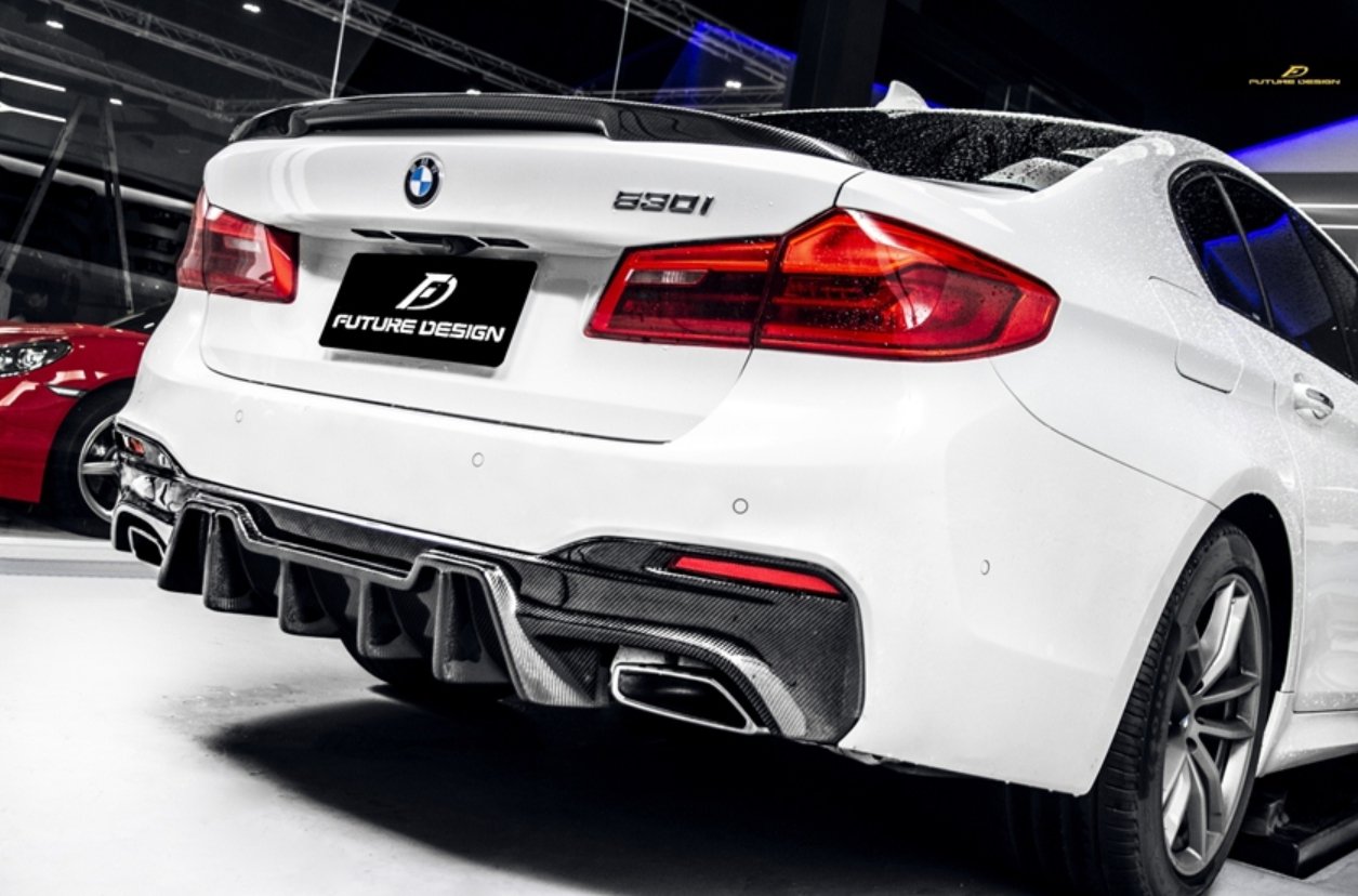 FUTURE DESIGN - BMW 5 SERIES G30 PRE LCI CARBON FIBRE REAR DIFFUSER ( GT STYLE ) - Aero Carbon UK