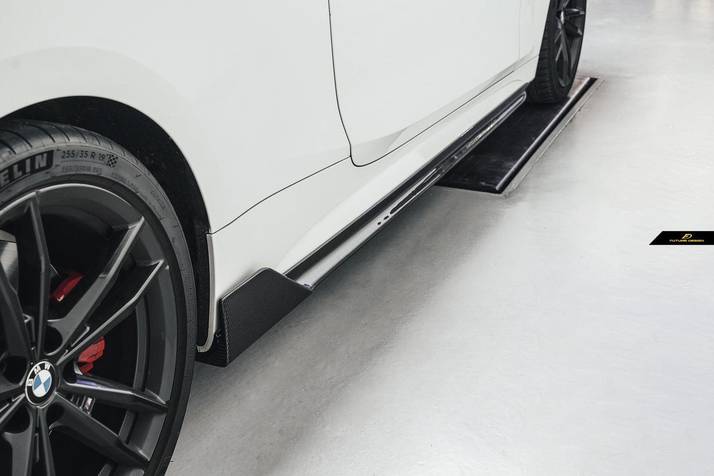 FUTURE DESIGN - BMW G22 4 SERIES CARBON FIBRE SIDE SKIRTS - Aero Carbon UK