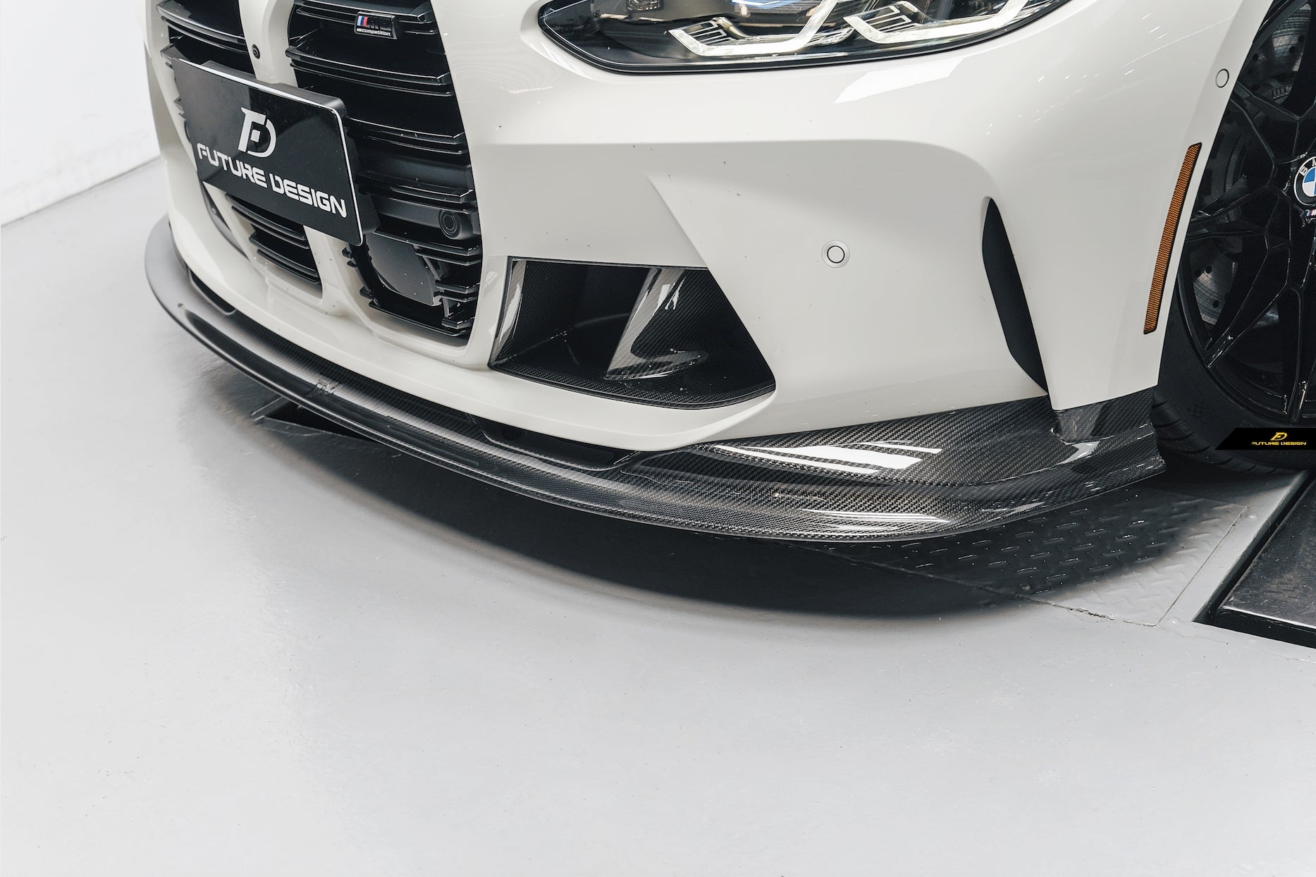 FUTURE DESIGN - BMW M3 G80 / G81 & BMW M4 G82 / G83 2021+ V2 CARBON FIBRE FRONT LIP - Aero Carbon UK