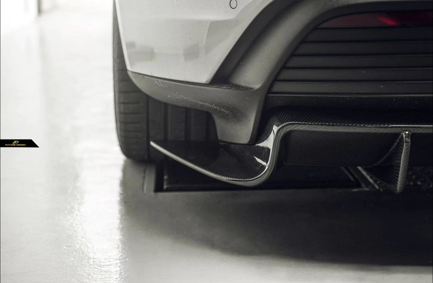 FUTURE DESIGN - PORSCHE TAYCAN CARBON FIBRE REAR DIFFUSER - Aero Carbon UK