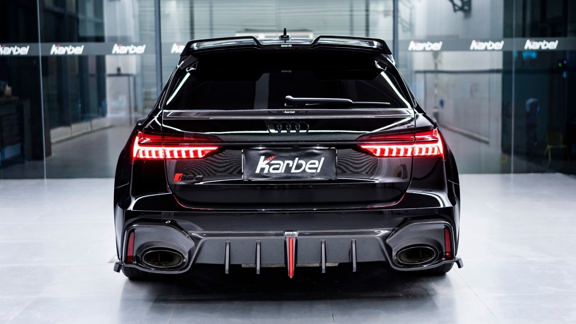 KARBEL - AUDI RS6 RS7 C8 DRY CARBON FIBRE REAR DIFFUSER - Aero Carbon UK